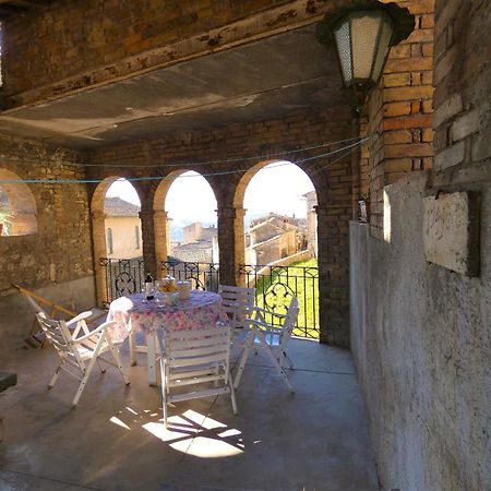 阿米里亚Scappo In Umbria, La Loggia公寓 外观 照片